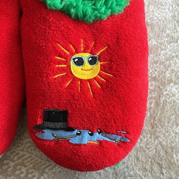 Brand New Ugly Christmas Snoozies Cozy Red Green Slippers Funny Snowman Non-Skid - Picture 4 of 12